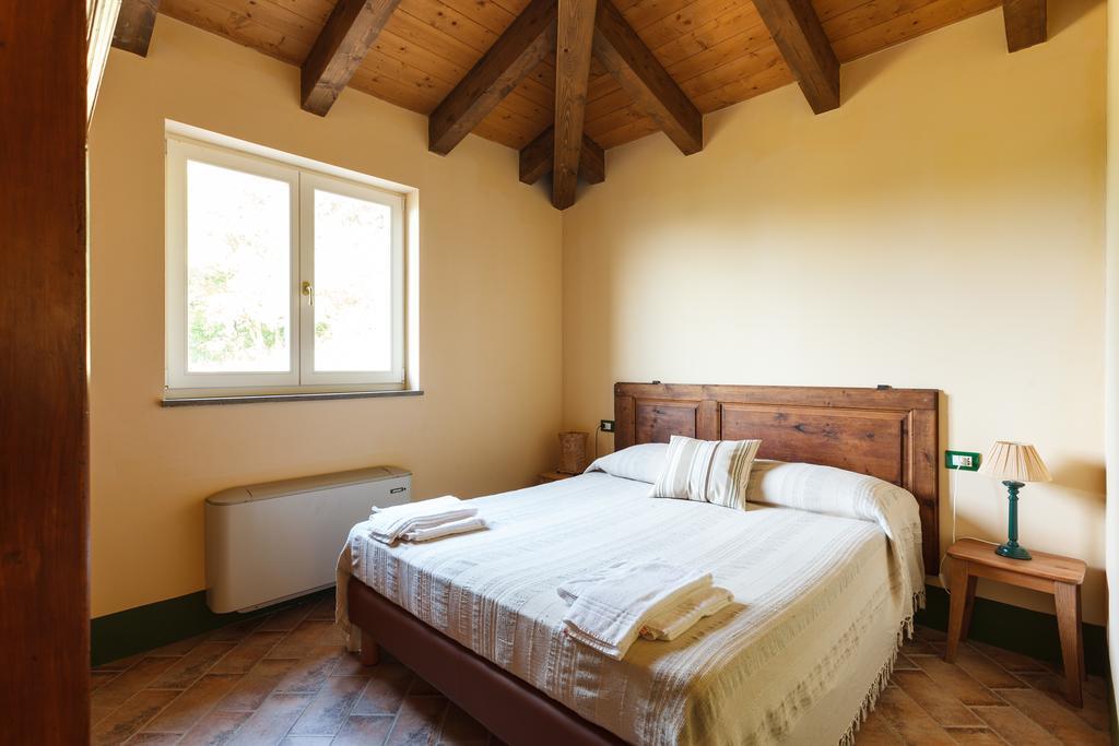 Апартаменти Poggio La Croce Скарліно Екстер'єр фото